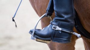 stirrups in horseback riding